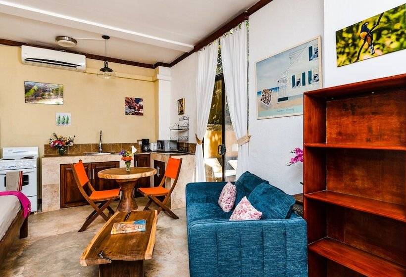 فندق Villa Nautilus