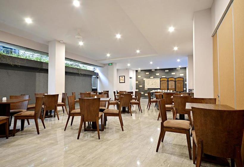 فندق Zen Rooms Cipete Safin Inn