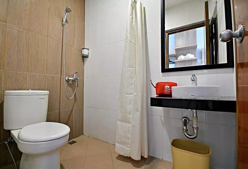 ホテル Zen Rooms Cipete Safin Inn