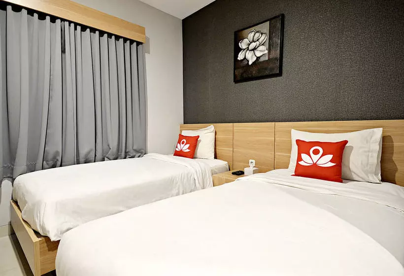 ホテル Zen Rooms Cipete Safin Inn