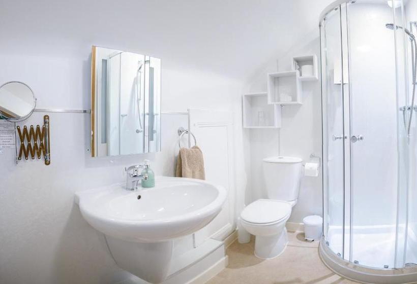 Jannel Bed & Breakfast