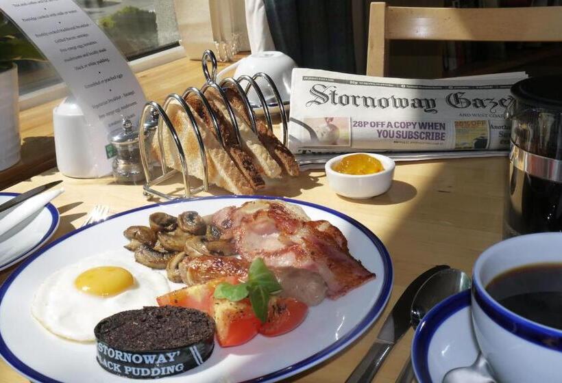 Jannel Bed & Breakfast