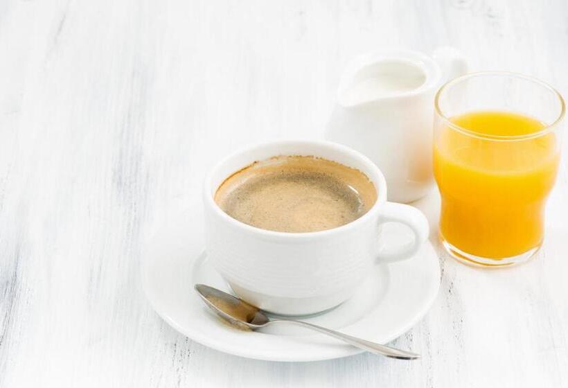 Yotelair London Gatwick Airport