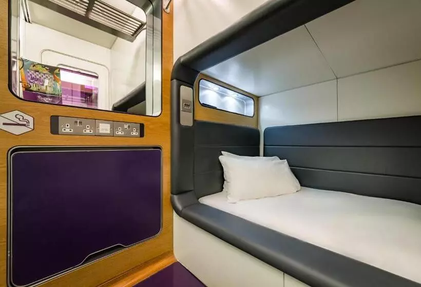 Yotelair London Gatwick Airport