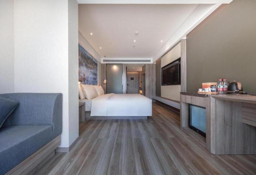 Atour Hotel Kunming South High Speed ​​railway Station University Town