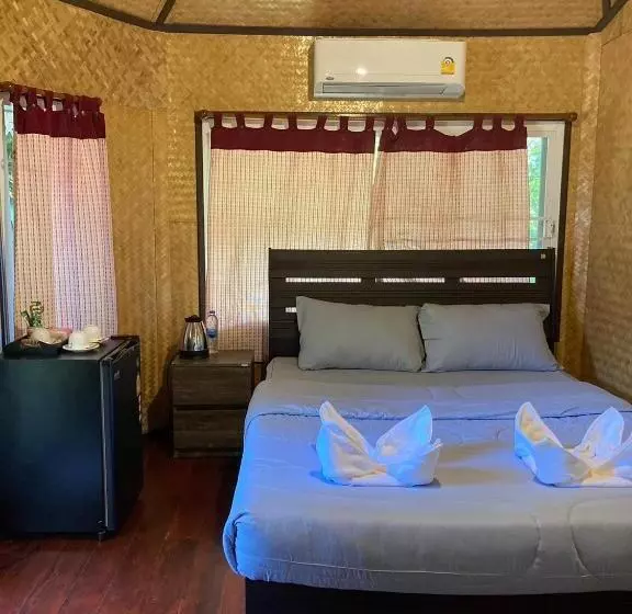 Aamiaismajoitus (B&B) อิงภูเมาท์เท่นวิว เขาใหญ่