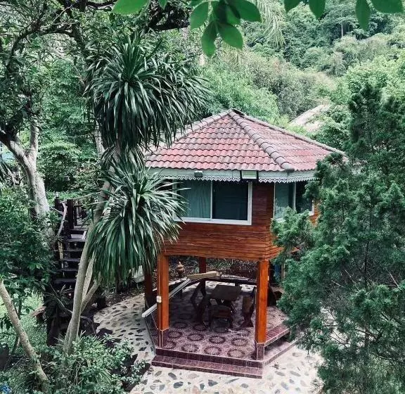 Aamiaismajoitus (B&B) อิงภูเมาท์เท่นวิว เขาใหญ่