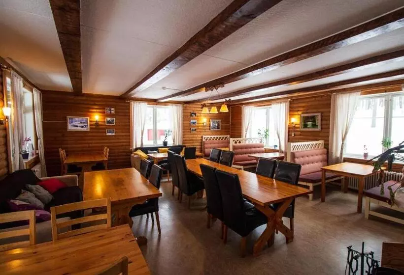 Aamiaismajoitus (B&B) Gopshusgården   Rum & Stugor