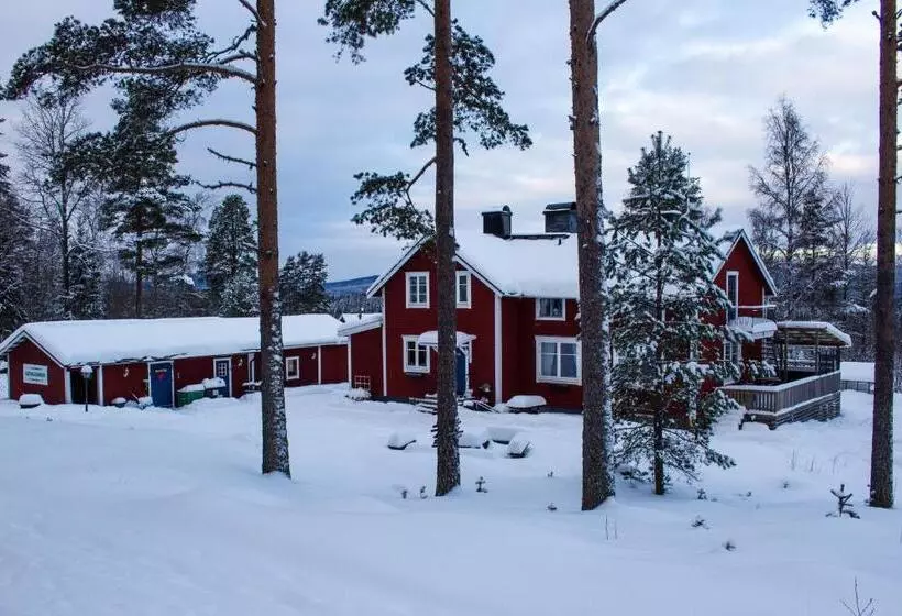 Aamiaismajoitus (B&B) Gopshusgården   Rum & Stugor