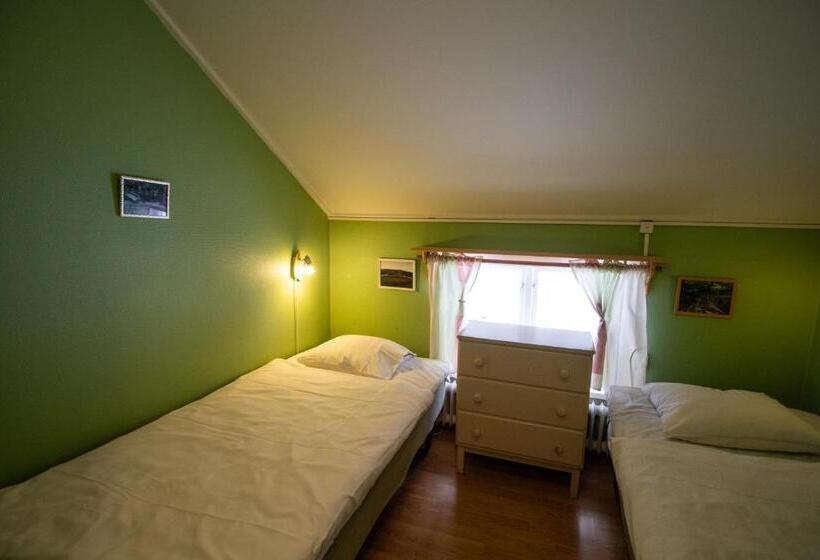 Bed and Breakfast Gopshusgården   Rum & Stugor