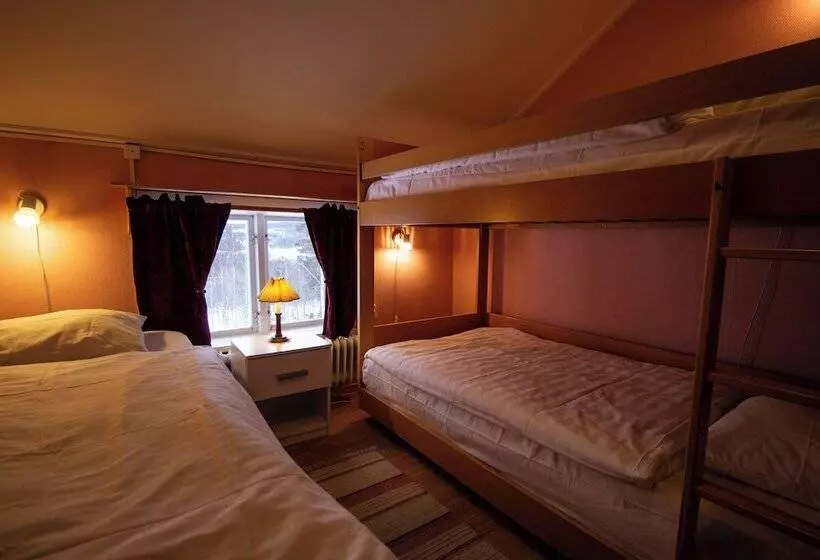 Aamiaismajoitus (B&B) Gopshusgården   Rum & Stugor