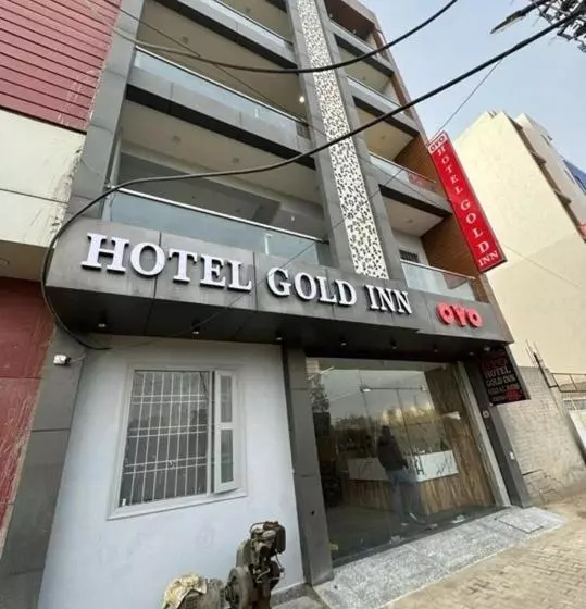 هتل Super Collection O Gold Inn