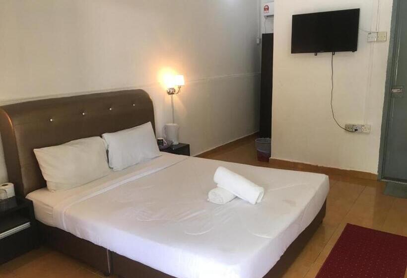 Green Town Hotel & Resort Port Dickson