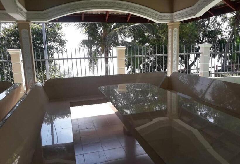 Green Town Hotel & Resort Port Dickson