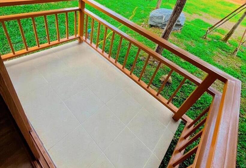 Hotel Cozy Shiroi Resort