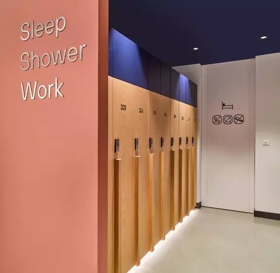 カプセルホテル Kepler Club Klia Terminal 1   Airside Transit