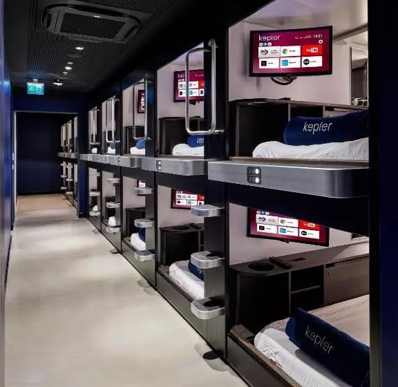 カプセルホテル Kepler Club Klia Terminal 1   Airside Transit