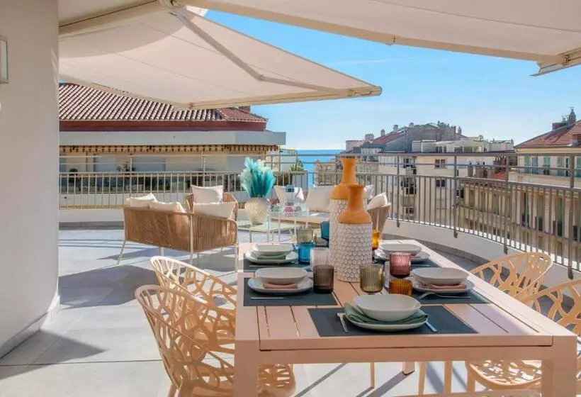 ホテル Résidence Hôtelière Chambord Au Coeur De Menton   Entièrement Rénovée