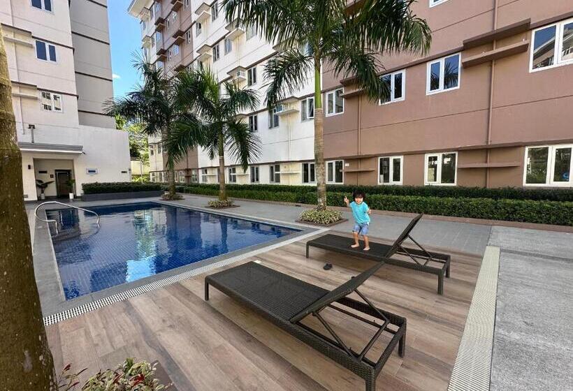 בית מלון כפרי Starlight Suites