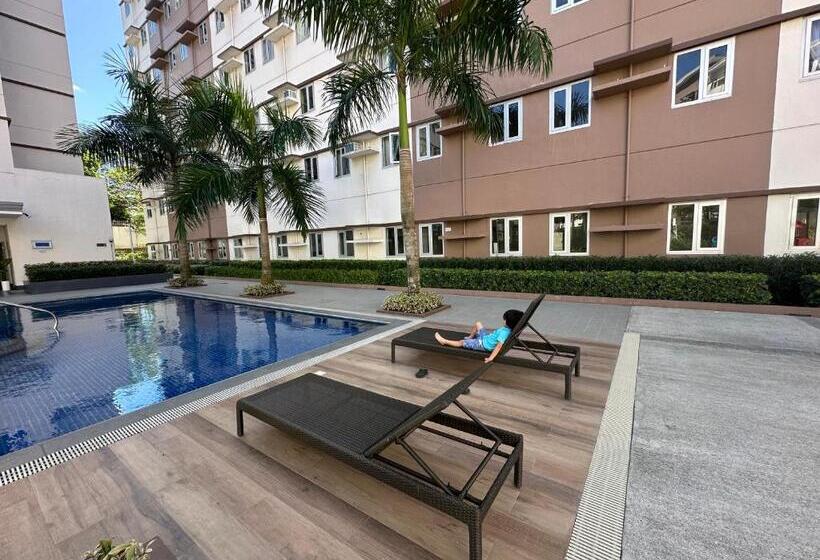 בית מלון כפרי Starlight Suites