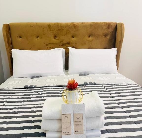 בית מלון כפרי Starlight Suites