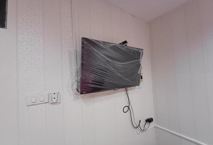 Pensjonat ละเมอ เกสเฮ้าส์ บางแสน ซอย1