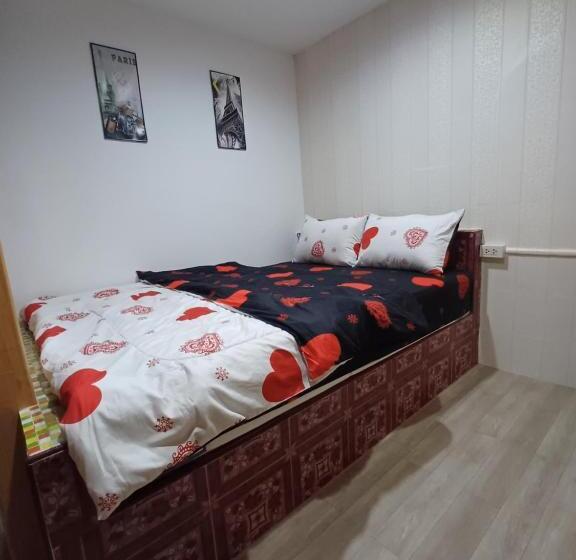 Pensjonat ละเมอ เกสเฮ้าส์ บางแสน ซอย1