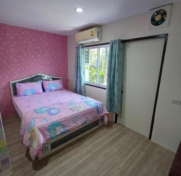 Pensjonat ละเมอ เกสเฮ้าส์ บางแสน ซอย1