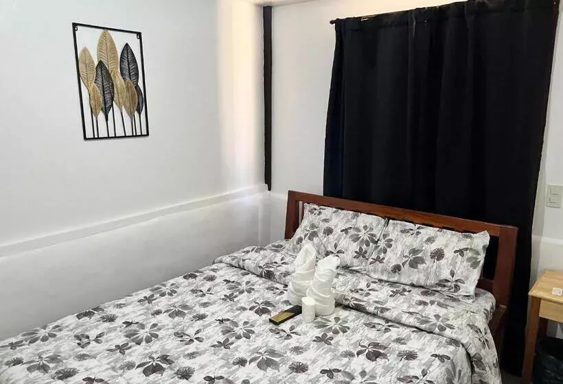 ペンション Trisha Guesthouse