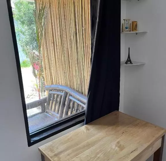 ペンション Trisha Guesthouse