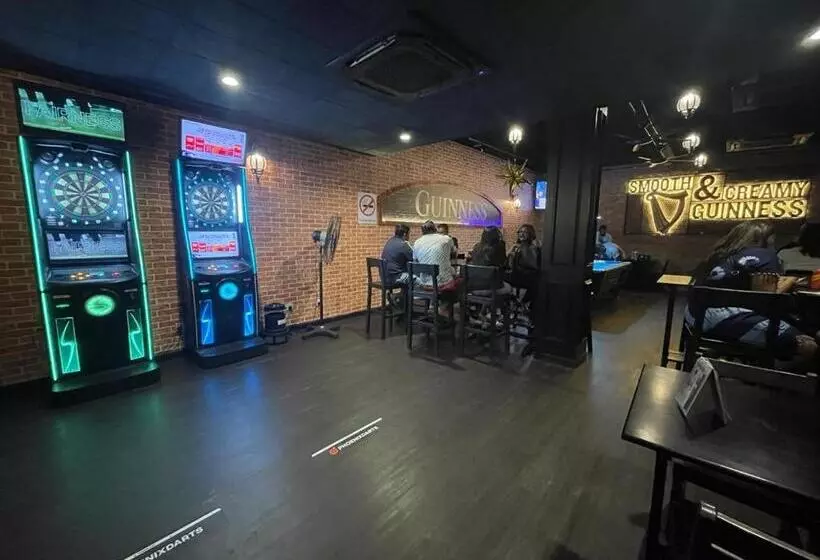 ペンション R8 Hotel Style Room With Projector #1min Walk To Ksl City Mall