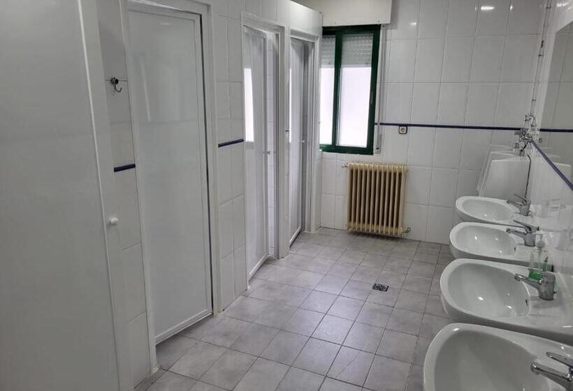 Albergue De Villamanín