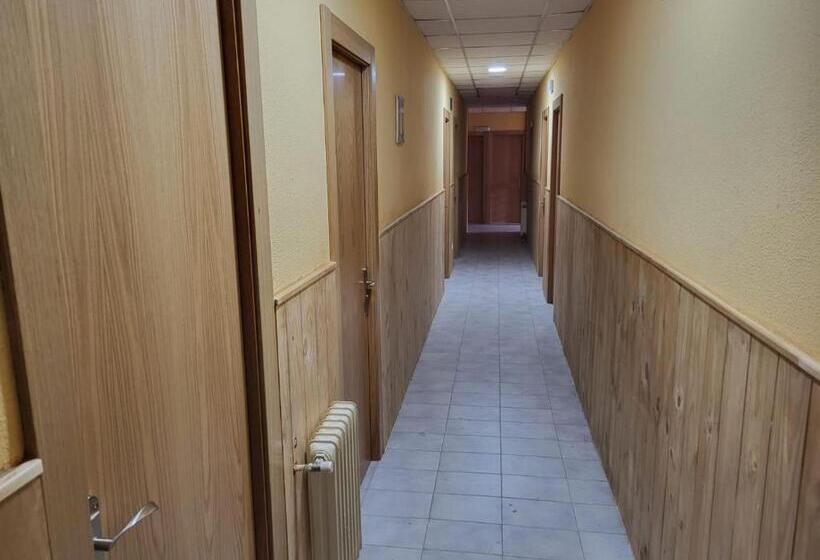 Albergue De Villamanín