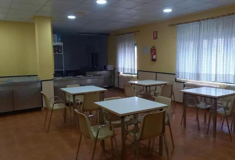 Albergue De Villamanín