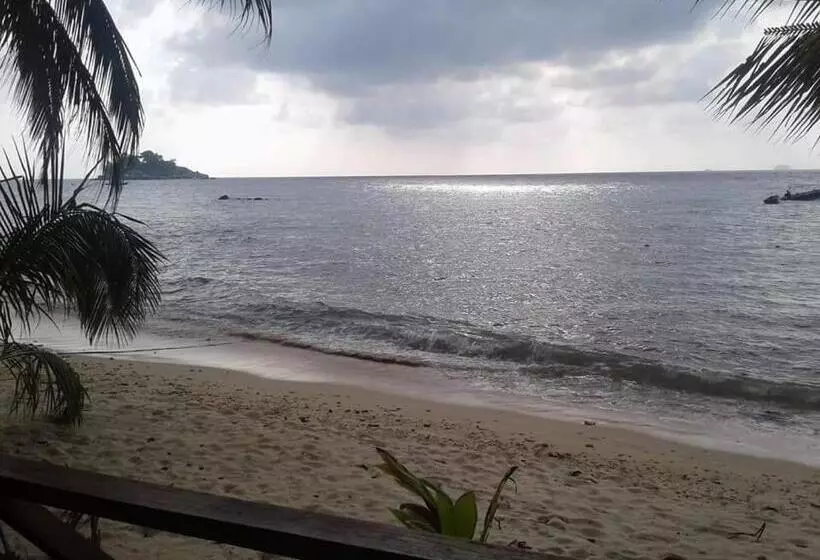 ユースホステル Ella S Place Salang Tioman