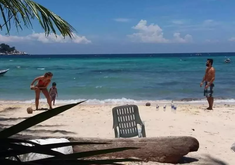 ユースホステル Ella S Place Salang Tioman