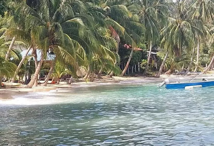 ユースホステル Ella S Place Salang Tioman