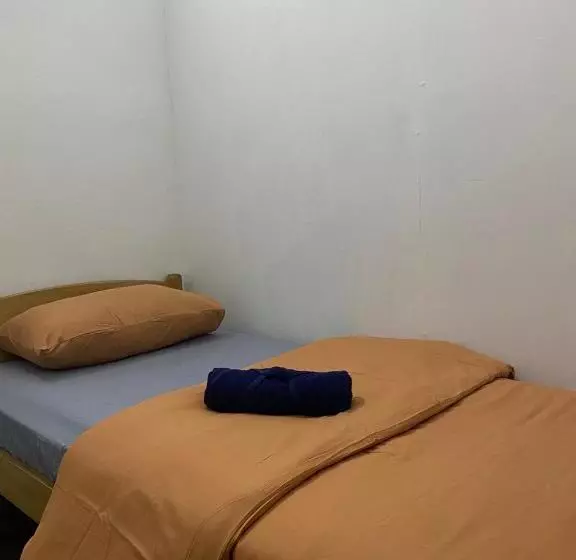 Retkeilymaja Rumahrehat