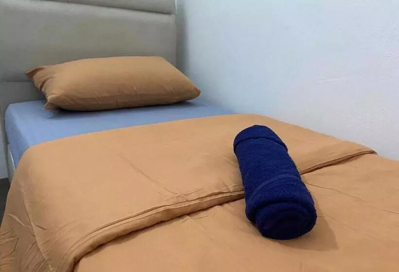 Retkeilymaja Rumahrehat