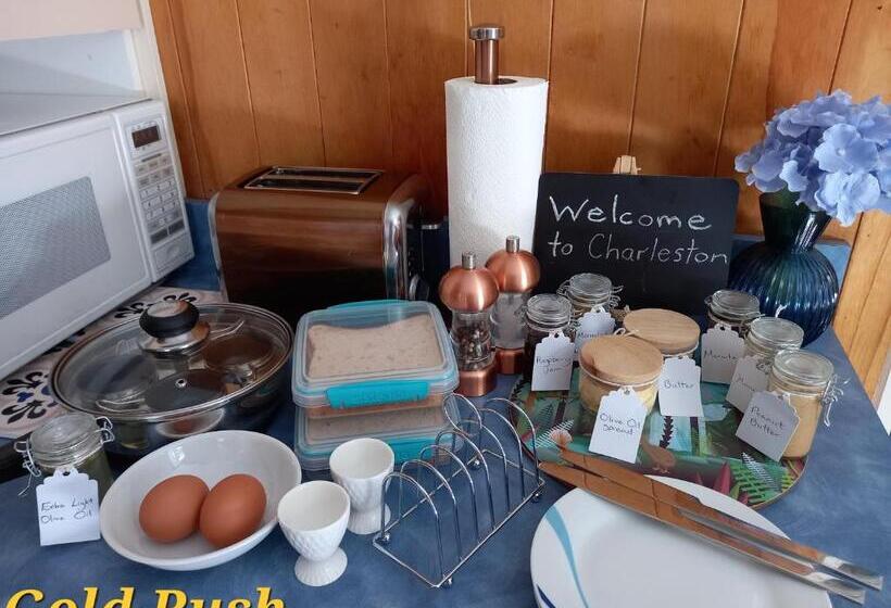 Bed and Breakfast Charleston Goldfields Accommodation