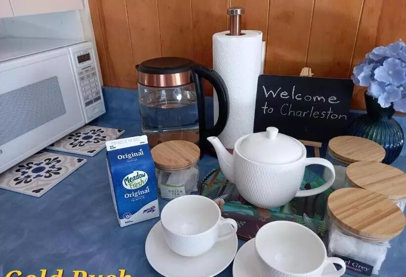Aamiaismajoitus (B&B) Charleston Goldfields Accommodation