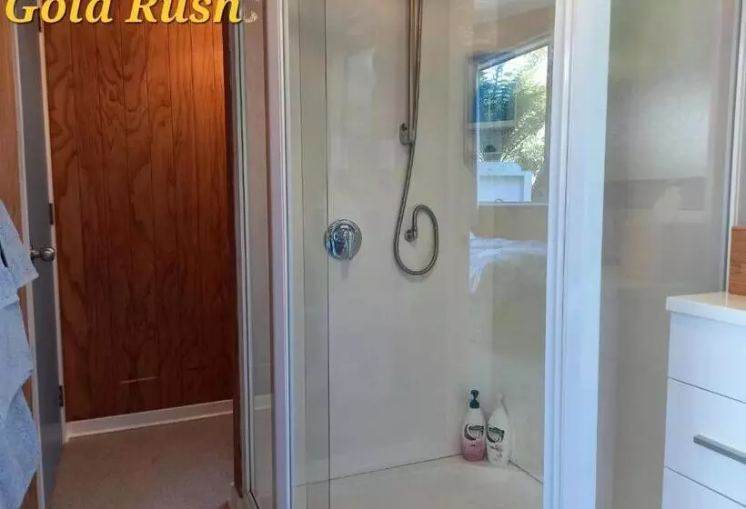 Aamiaismajoitus (B&B) Charleston Goldfields Accommodation