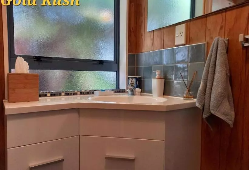 Aamiaismajoitus (B&B) Charleston Goldfields Accommodation