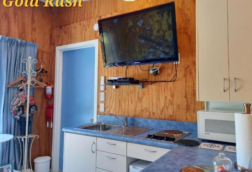 Bed and Breakfast Charleston Goldfields Accommodation