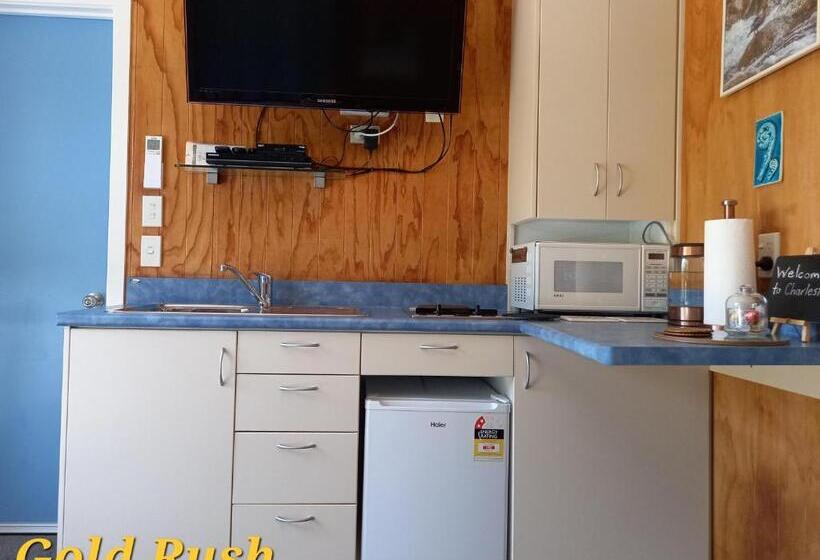 Bed and Breakfast Charleston Goldfields Accommodation