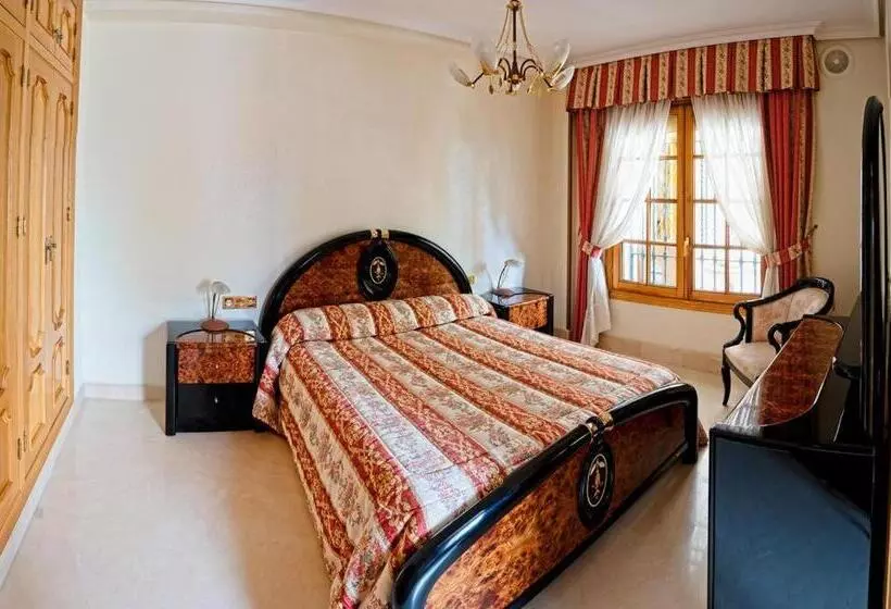 ベッドアンドブレックファースト El Carrascal