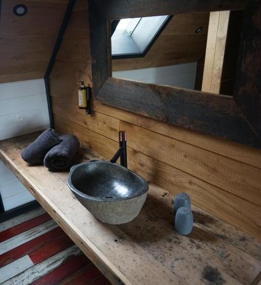 Bed and Breakfast N Joy