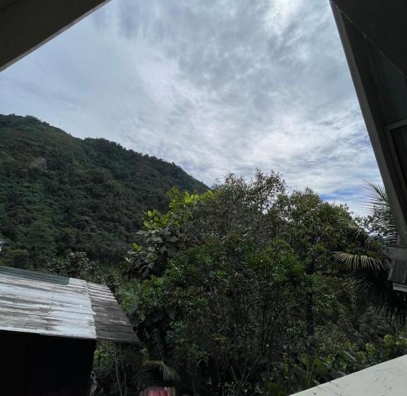 住宿加早餐  Saiheng Cabin Homestay