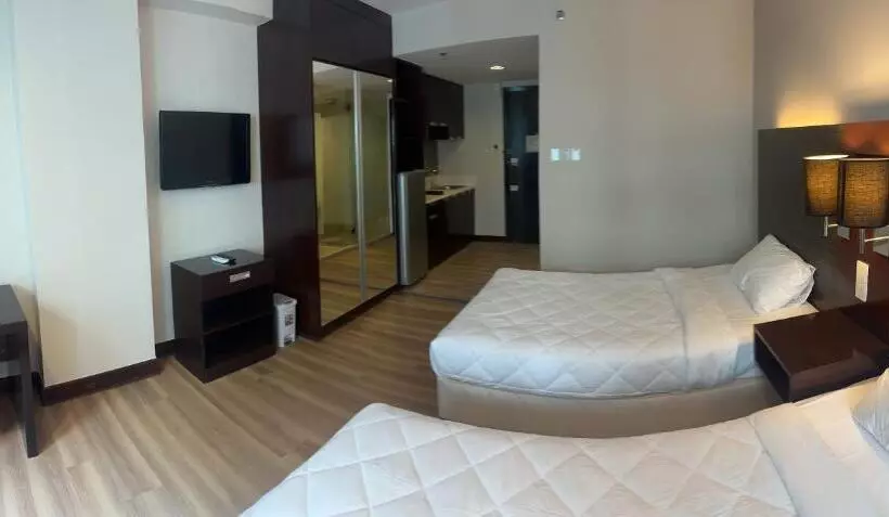 Deluxe Twin Room Ays