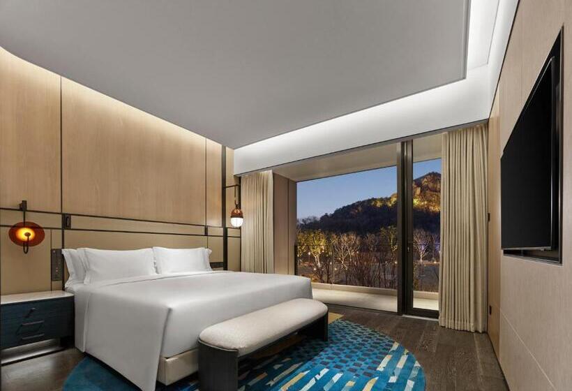 Отель Angsana Suzhou Shishan